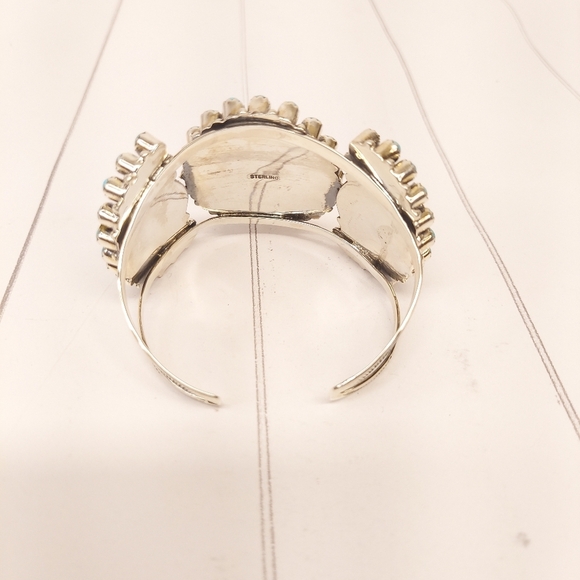 STUNNING Turquoise Cuff - Picture 5 of 12